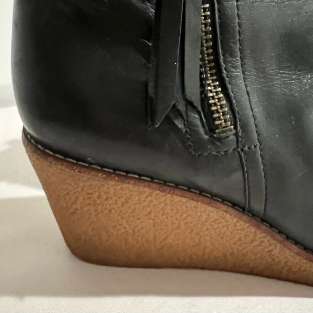 Cole Haan Women’s Leather Boots sz 8.5 - Picture 4 of 6